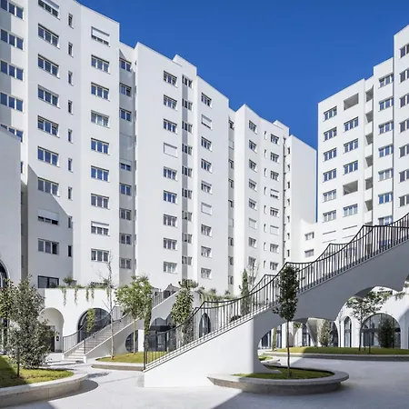 Maisonnova Deluxe 1
