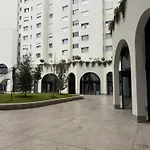 Maisonnova Deluxe 1 *