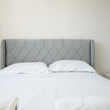 Maisonnova Deluxe 1 Tirana